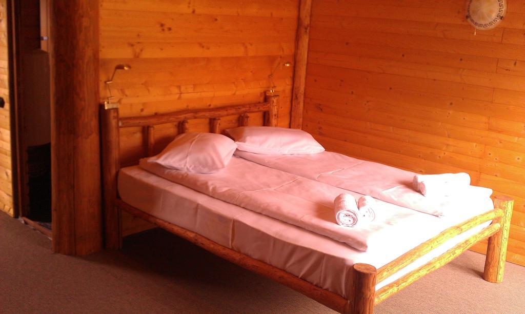 Casa Muntelui - Sambata Affittacamere Sîmbăta de Sus Camera foto
