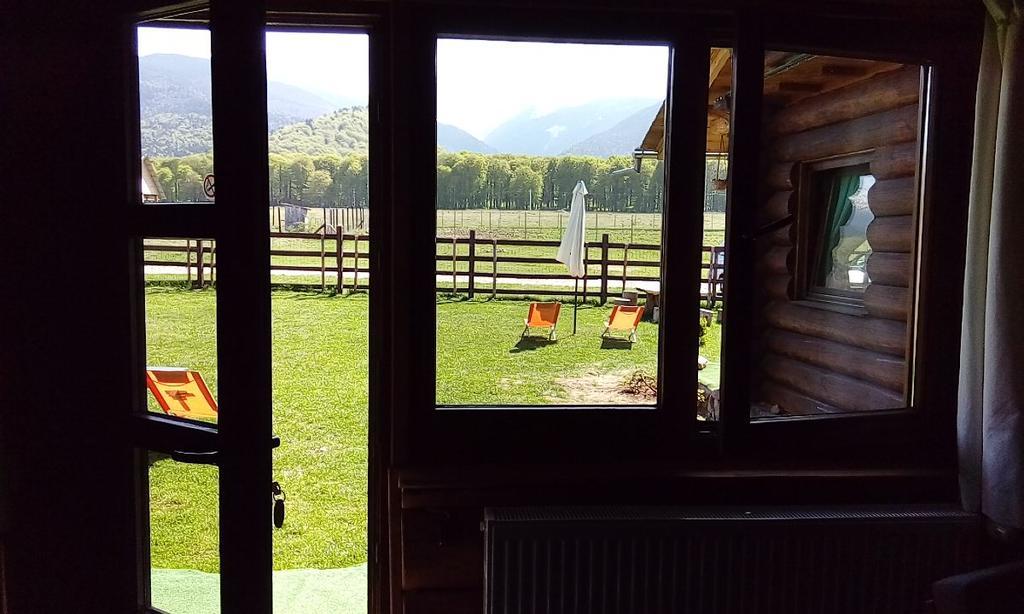 Casa Muntelui - Sambata Affittacamere Sîmbăta de Sus Camera foto